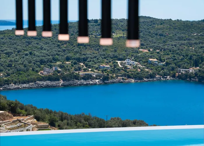 Pantea Luxury Villa