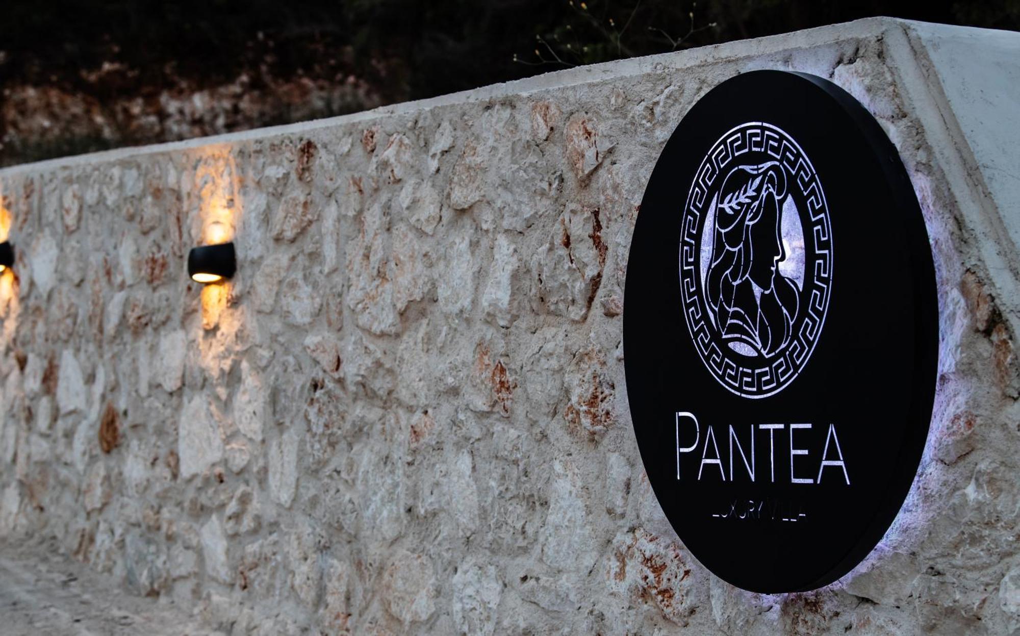 Pantea Luxury *
