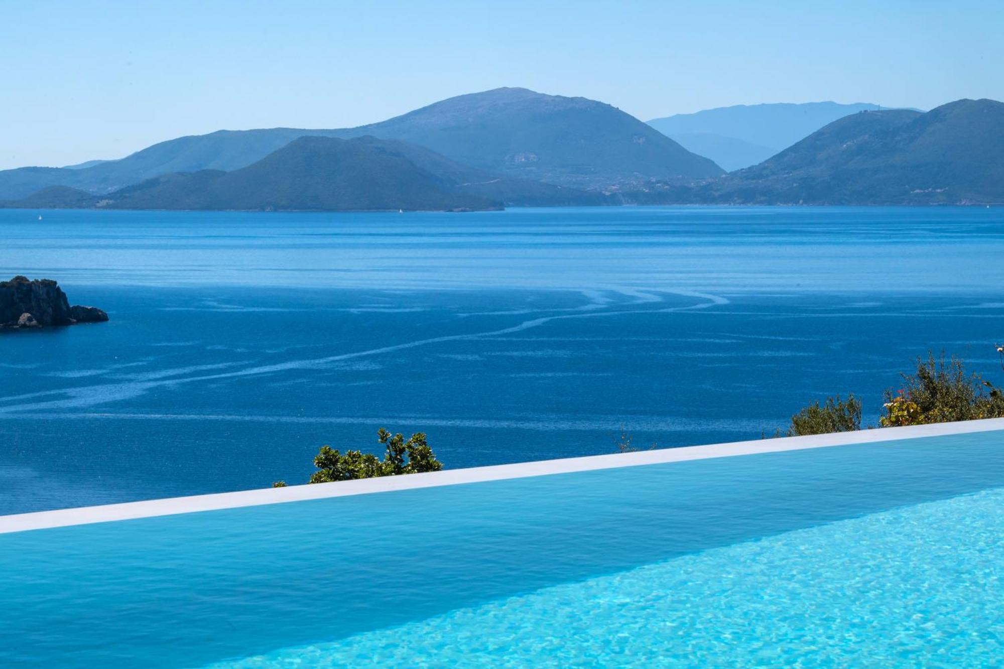 Villa Pantea Luxury