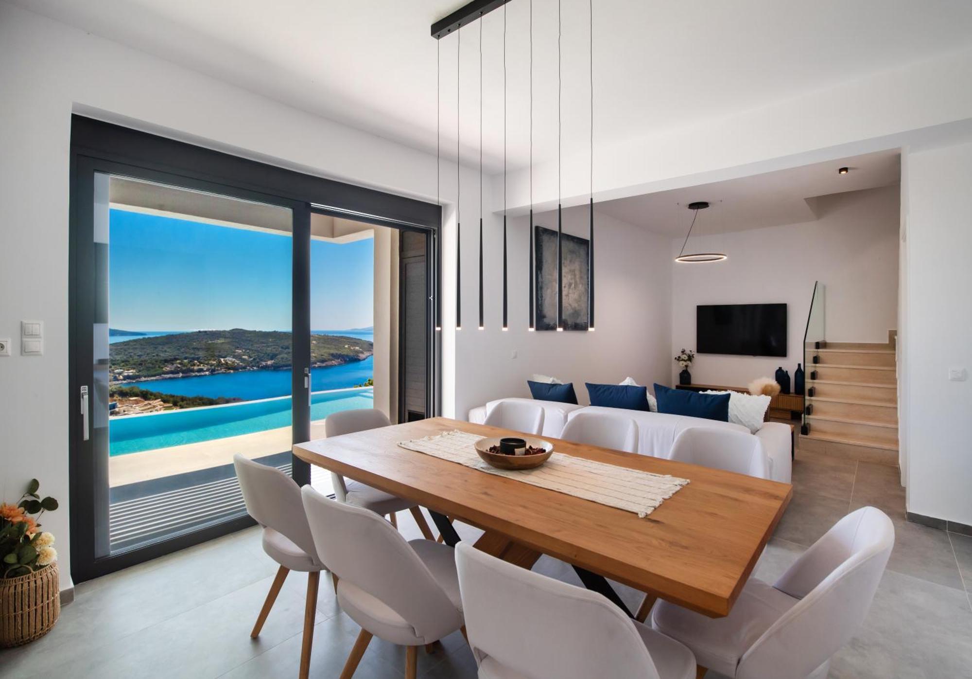 Pantea Luxury Villa